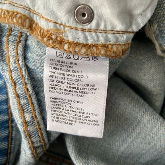 BDG Slim Boyfriend Low  Rise Ripped Jeans - Picture 16 of 16